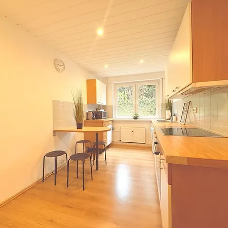 Spacestays - - 6 People - Big Apartman Gladbeck