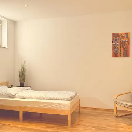 Spacestays - - 6 People - Big Apartman