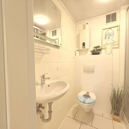 Spacestays - - 6 People - Big Apartman Gladbeck