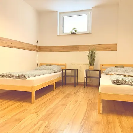 Spacestays - - 6 People - Big Apartman *